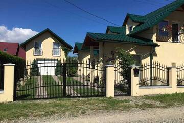 Фотографии Гостевой дом Casa Moldovan ( Coltisorul meu de rai) г. Окна-Шугатаг (Румыния) №4 Фото Гостевой дом Casa Moldovan ( Coltisorul meu de rai) г. Окна-Шугатаг 4