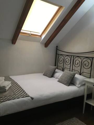 Фото номера Апартаменты с видом на сад Гостевой дом Casa Moldovan ( Coltisorul meu de rai) г. Окна-Шугатаг 7