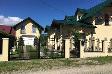 Фото номера Апартаменты с видом на сад Гостевой дом Casa Moldovan ( Coltisorul meu de rai) г. Окна-Шугатаг 31